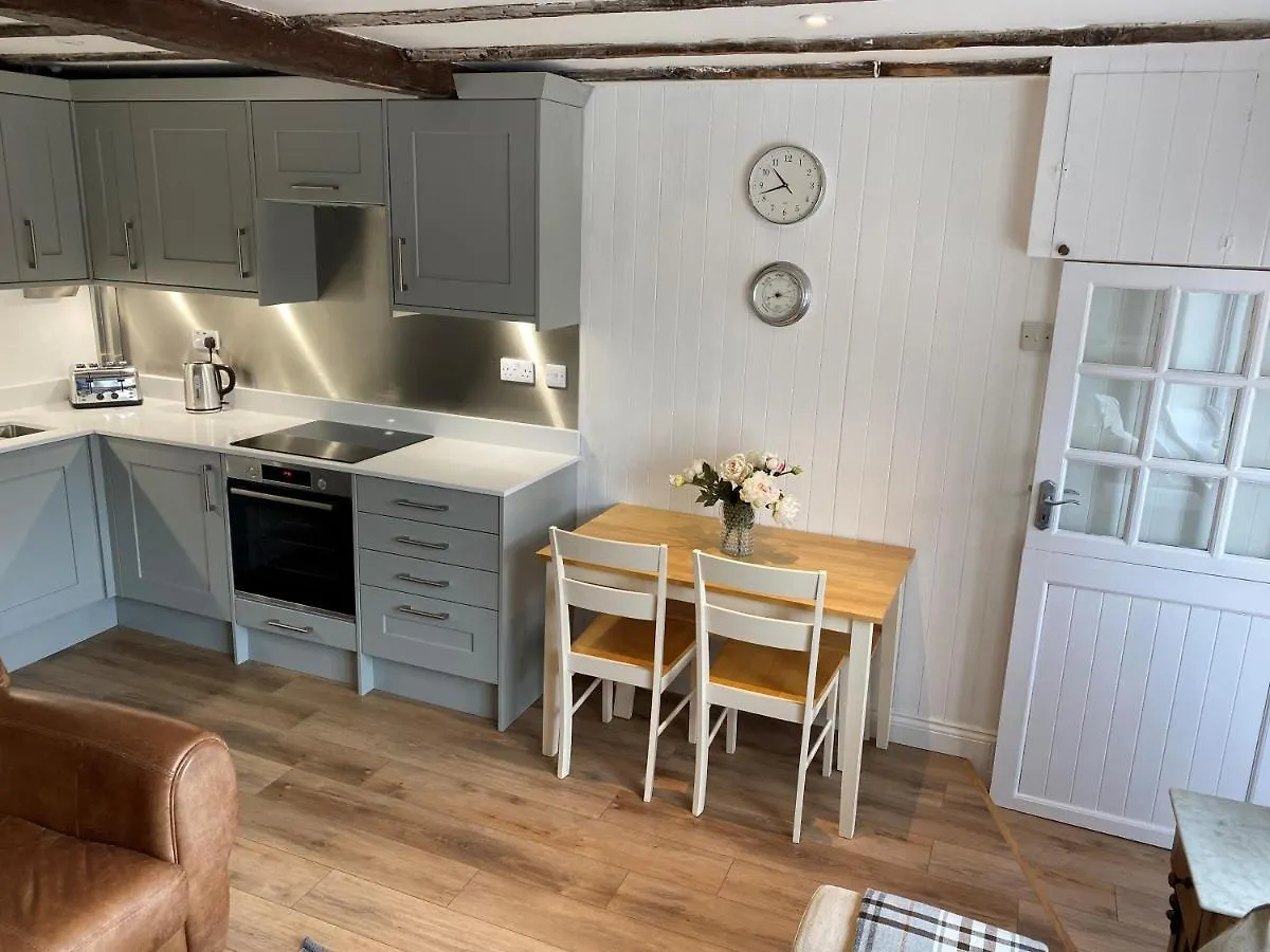 Hideaway Retreat Villa Whitby Holiday home