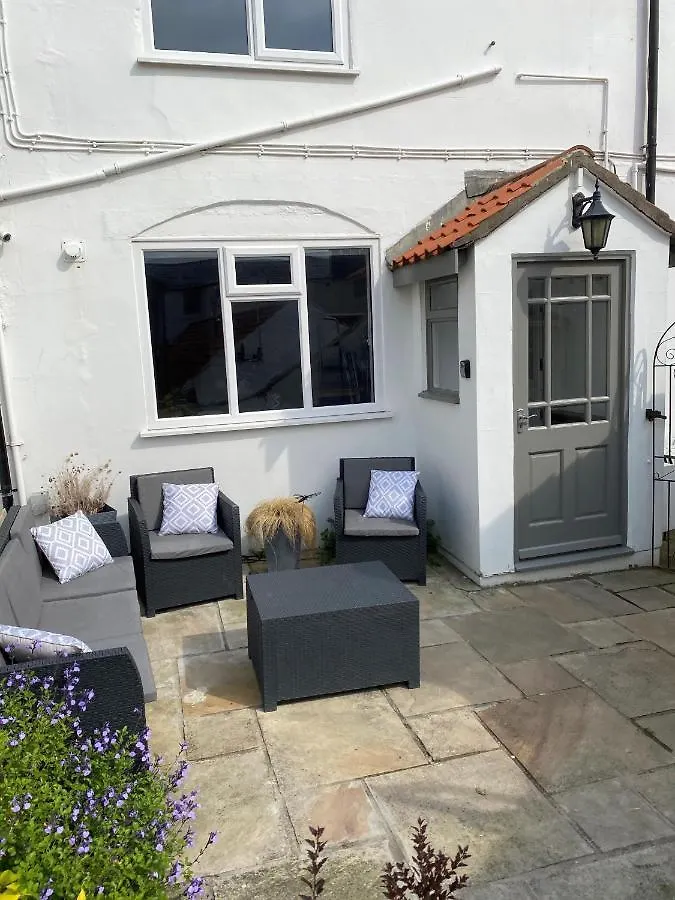 Hideaway Retreat Villa Whitby