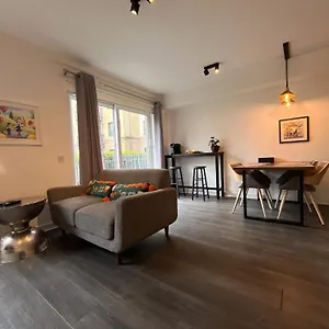  Apartment 2 Bath Free Parking United Kingdom